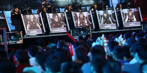 TES开局阶段视野布控扭转经济差距，关键团战锁定胜局